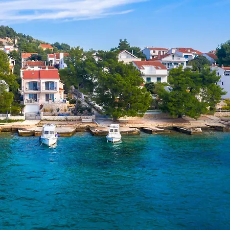 Flores Adriatica Villa