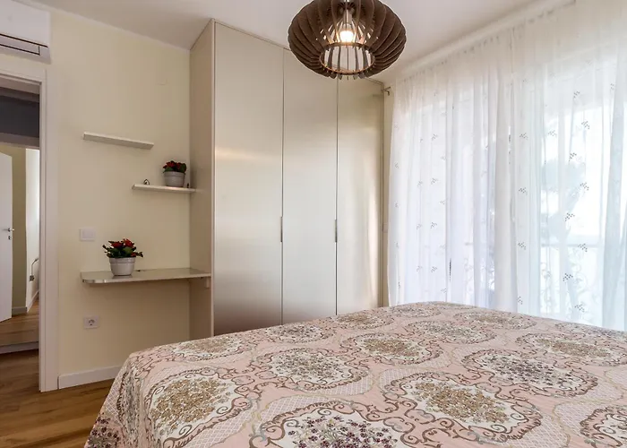 Flores Adriatica Villa